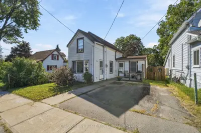 28 Spring Street, Prince Edward County, On K0k 2t0