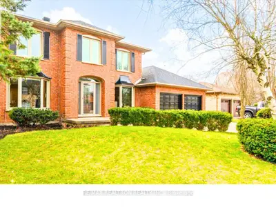 5 Lavender Way, London North, On N5x 3j2