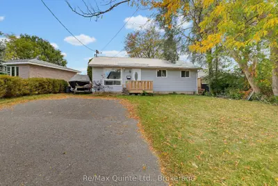 9 Mcfarland Drive, Belleville, On K8n 2x5