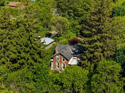 30 Bruton Street, Port Hope, On L1a 1t9