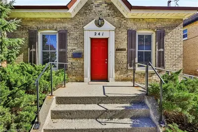 241 Brant Avenue, Brantford, On N3t 3j4