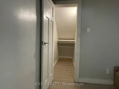 70 Victoria Avenue S #9, Hamilton, On L8n 2s7