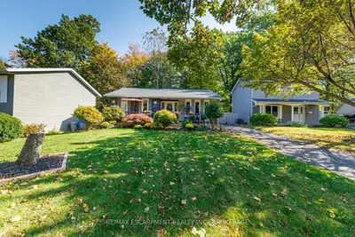 24 Inglewood Court, Grimsby, On L3m 4s2