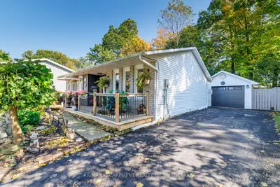 24 Inglewood Court, Grimsby, On L3m 4s2