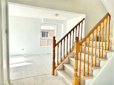 299 Main Street E A, Grimsby, On L2m 1r1