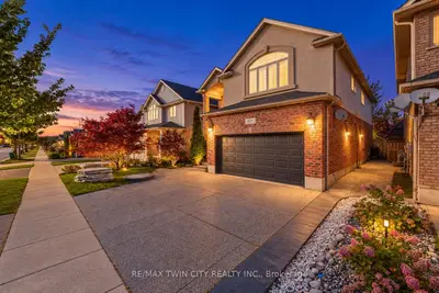 444 Thomas Slee Drive, Kitchener, On N2p 2x6