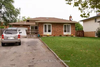 7123 Barto Crescent, Niagara Falls, On L2g 7g9