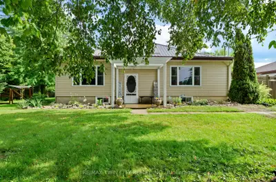 251 53 Highway, Brant, On N0e 1a0