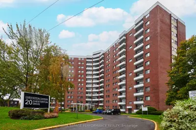 20 Chesterton Drive 805, Cityview - Parkwoods Hills - Rideau Shore, On K2e 6z7