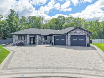 51 Welkin Grove, North Bay, On P1a 0g7