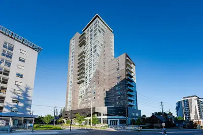 158 King Street 902, Waterloo, On N2j 0e5