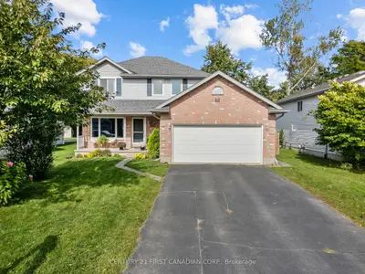 8 Robin Street, North Middlesex, On N0m 1a0
