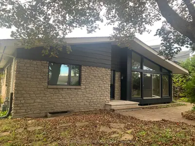 1294 PARKHILL Circle, Alta Vista and Area, ON K1H 6K3