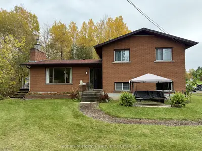 1027 Riverdale Road, Thunder Bay, On P7j 1n3