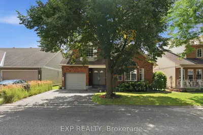 16 BRIDLEGATE Place, South of Baseline to Knoxdale, ON K2G 6M6