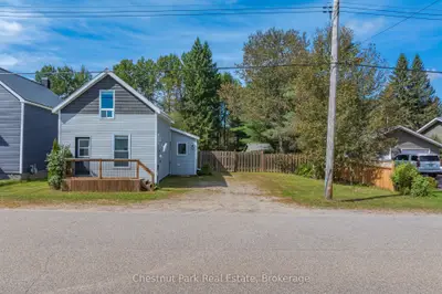 156 MAIN Street, Perry, ON P0A 1R0