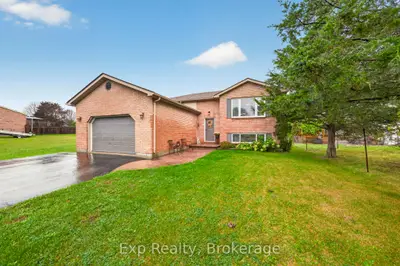 4 Harbourview Crescent, Prince Edward County, On K0k 3l0