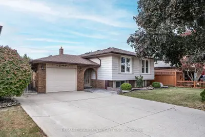 21 Green Forest Drive, Hamilton, On L8g 3a9