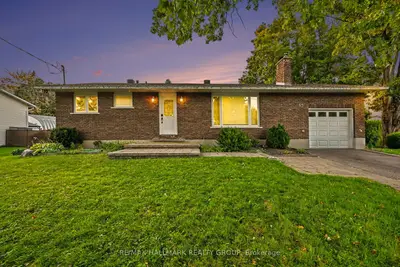 65 Christopher Hamilton Street, Stittsville - Munster - Richmond, On K0a 2z0
