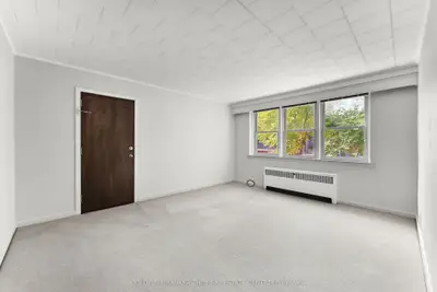 4 Robinson Street 9, Hamilton, On L8p 1y5