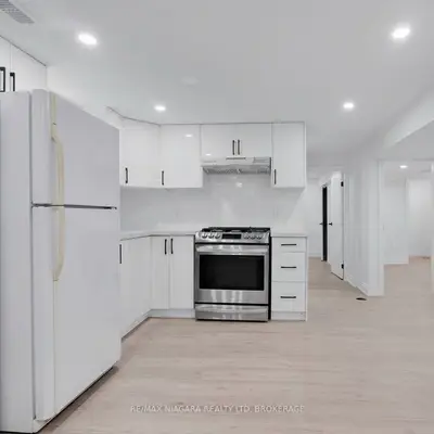 210 Mackan Street Lower Unit, Thorold, On L2v 1g7