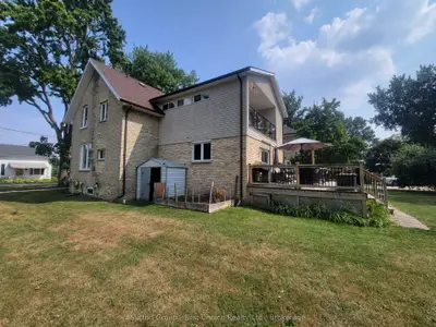30 King Street N, South Huron, On N0m 1m0