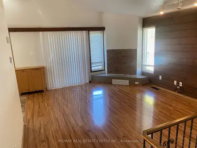 58 Fifth Avenue, Kitchener, On N2c 1p4