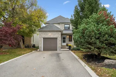 222 Inglis Street, North Dumfries, On N0b 1e0