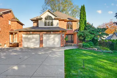 8 Cayley Court, Hamilton, On L9h 6w5