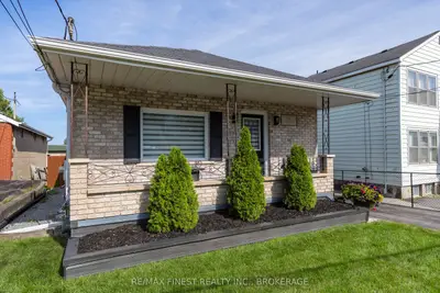 581 Division Street, Kingston, On K7k 4b7