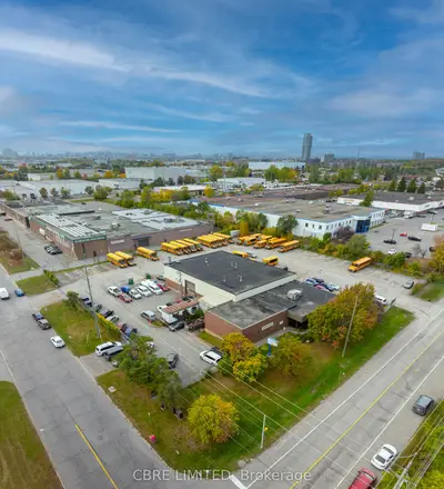 1305 Algoma Road, Cyrville - Carson Grove - Pineview, On K1b 3w7