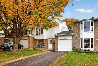 2434 BRAEBURN Place, Blackburn Hamlet, ON K1B 4M4