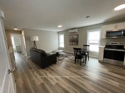 8-10 Bay Street, Woodstock, On N4s 3k5
