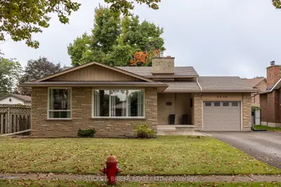4479 Mitchell Avenue, Niagara Falls, On L2e 6r6