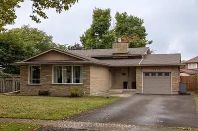 4479 Mitchell Avenue, Niagara Falls, On L2e 6r6