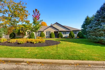 16 VANSTRAALEN Street, Hamilton, ON L0R 1H3