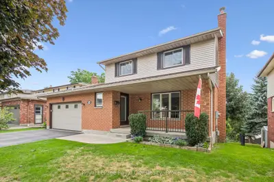 24 Greenwich Drive, Guelph, On N1h 8b8