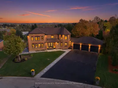18 Hawthorne Road, Mono, On L9v 1a3