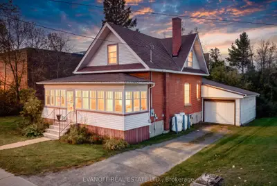 42 Lindsay Street, Kawartha Lakes, On K0m 1n0