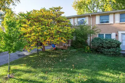 235 HOMESTEAD Crescent, London North, ON N6G 2E7