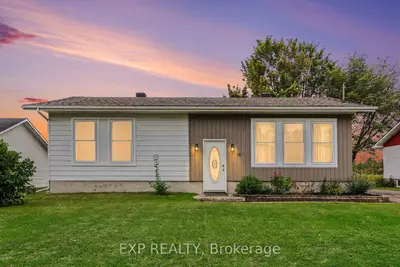 18 CENTRE Street, Clarence-Rockland, ON K0A 1E0