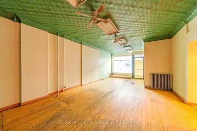 463-465 King Street E, Hamilton, On L8n 1c7