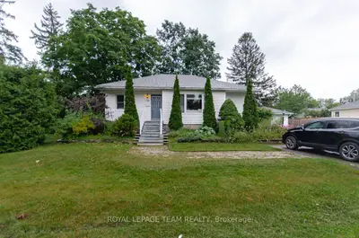 114 WITHROW Avenue, Meadowlands - Crestview and Area, ON K2G 2J7