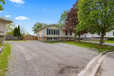 24 Tara Crescent, Thorold, On L2v 4m1