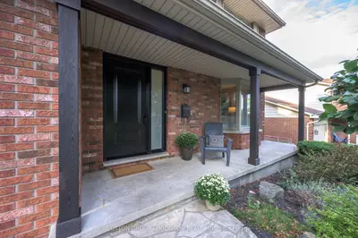 61 Somerset Road, London South, On N6k 3m6