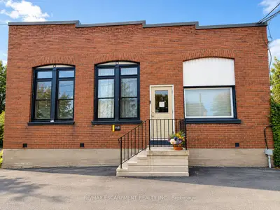 111 Sherwood Drive 14b, Brant, On N3t 6j9