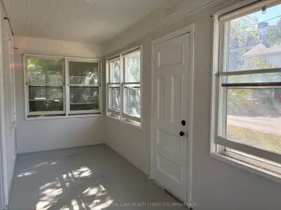 115 Delater Street, Niagara-on-the-lake, On L0s 1j0
