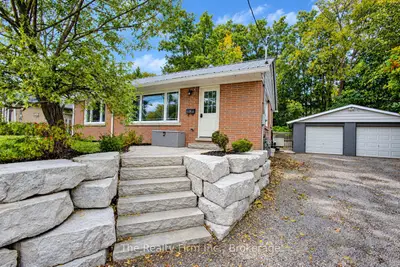 15 Dumbarton Street, Guelph, On N1e 3t4