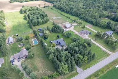 6471 Sideroad 15 Road, Mapleton, On N4w 3g8