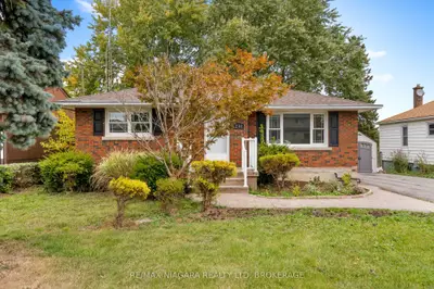 241 Bertie Street, Fort Erie, On L2a 1z5